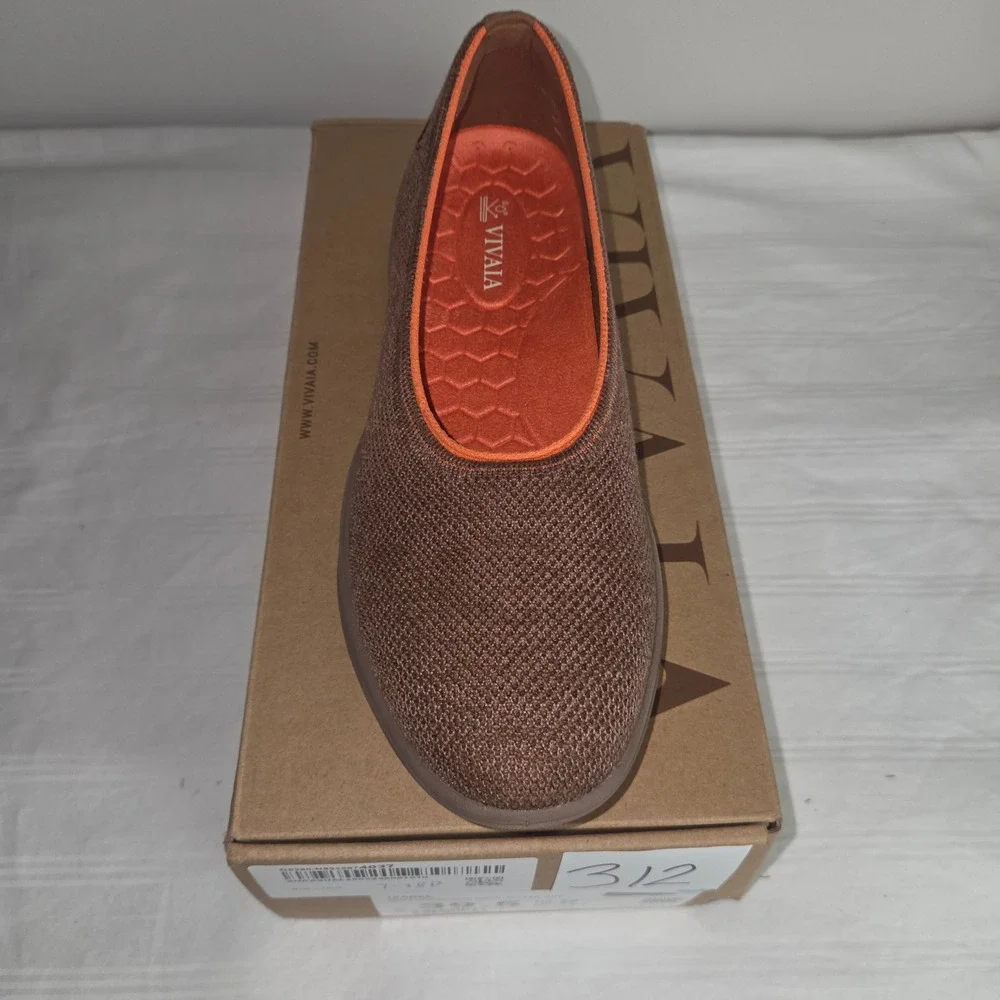 VIVAIA Izabel Coffee Orange Wool Water Repellent Flats Womens US 8.5 EU 39.5